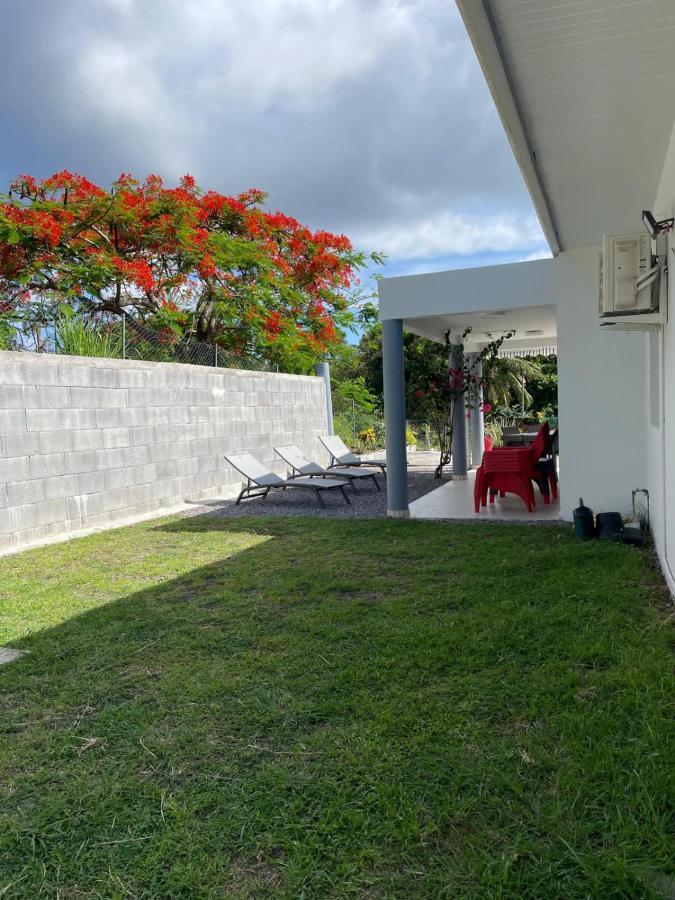 Location Villa Sainte-Anne - Martinique. Экстерьер фото